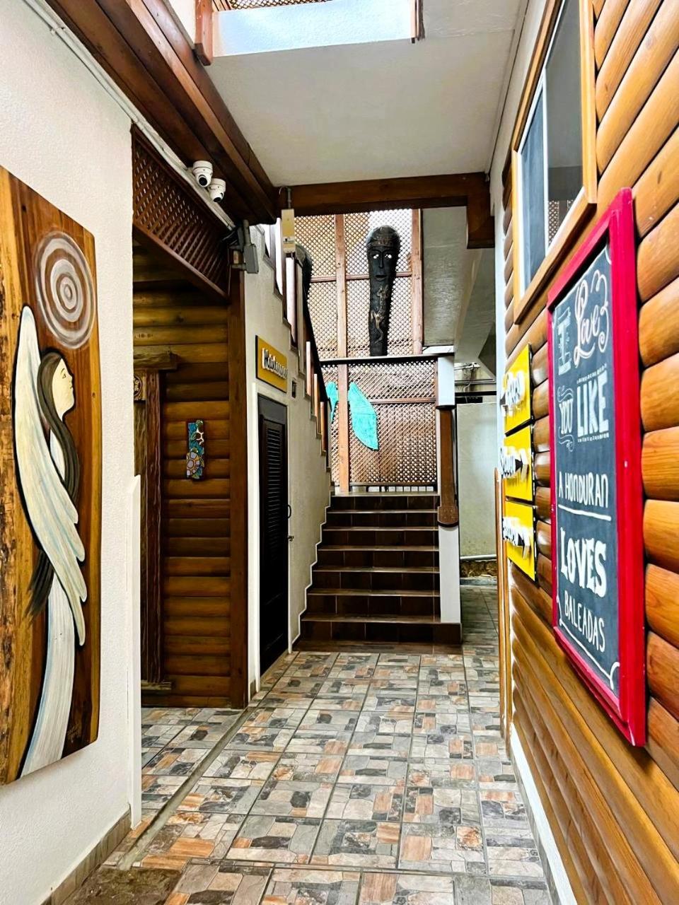 Mr. Tucan Hotel 웨스트 엔드 외부 사진